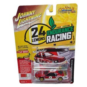 JOHNNY LIGHTNING 1986 FORD THUNDERBIRD #9 24Hrs OF LEMONS 1/64 JLSF024 Stock Car
